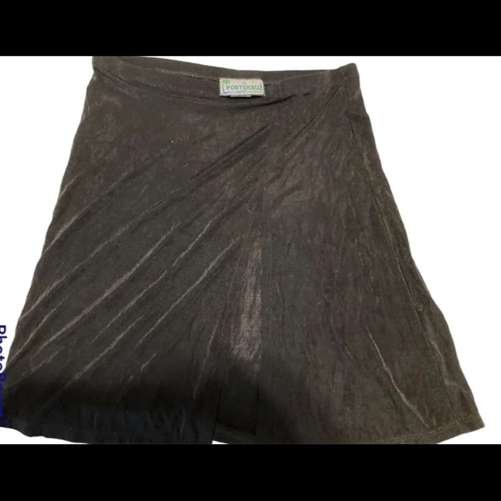 Porto Cruz black small mini skirt with slit in front